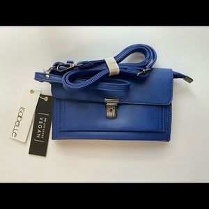 *NWT* 💥 Isabelle crossbody/ wristlet 💥